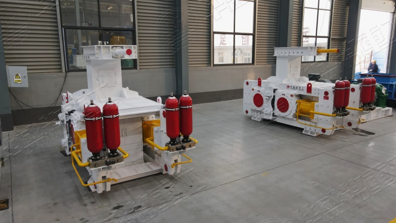 磷矿尾矿高压辊磨机